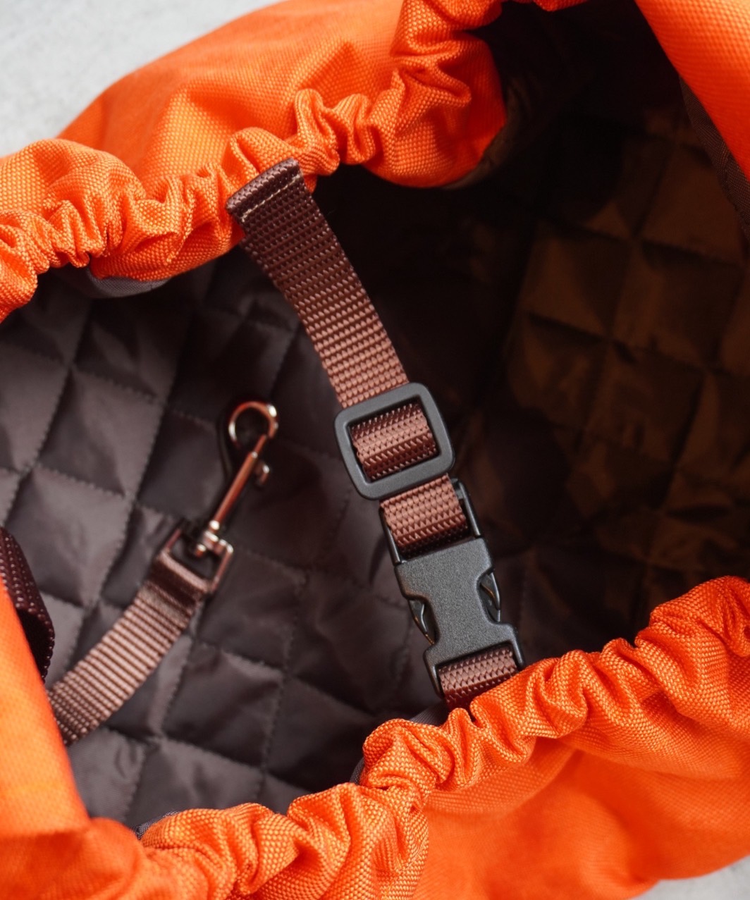 MESSENGER POUCH CARRIER-ORANGE
