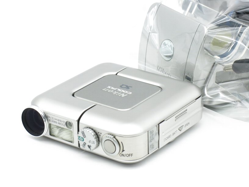 中古】ニコン COOLPIX SQ (310万画素)｜ペンギンカメラ