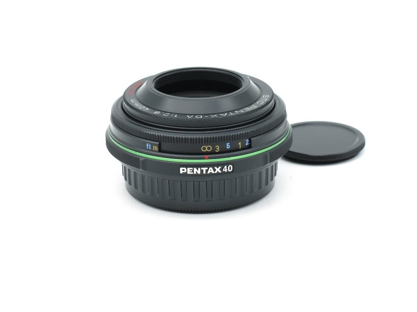 �ڥ󥿥å��� DA40/F2.8 ��ߥƥå�