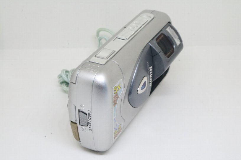 �˥��� COOLPIX 3500(320������)