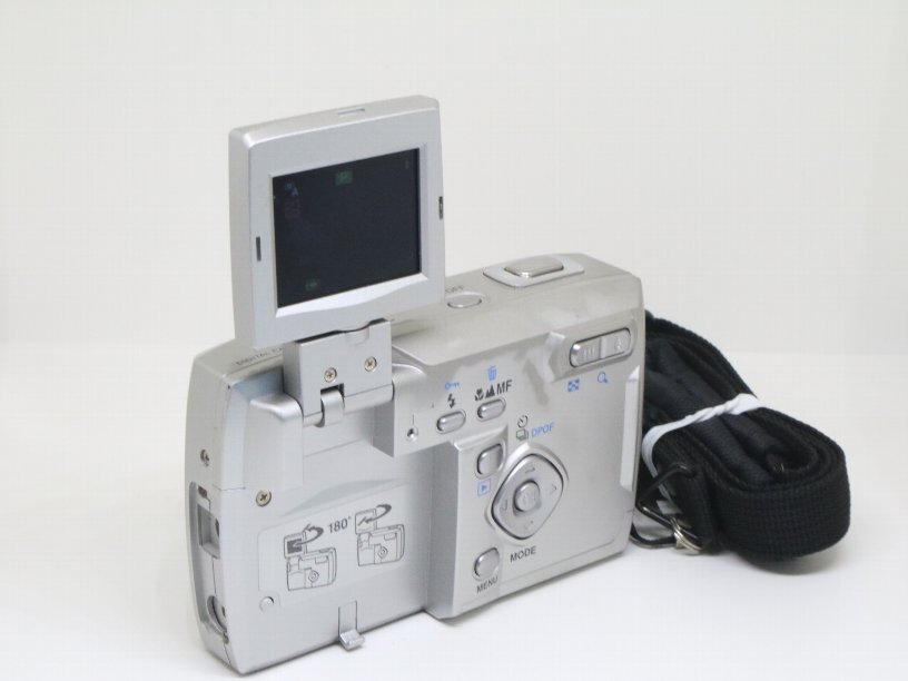 �ڥ󥿥å��� Optio 33L (320������)