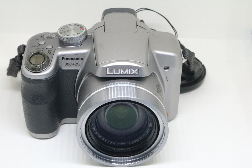 �ѥʥ��˥å� LUMIX DMC-FZ-18