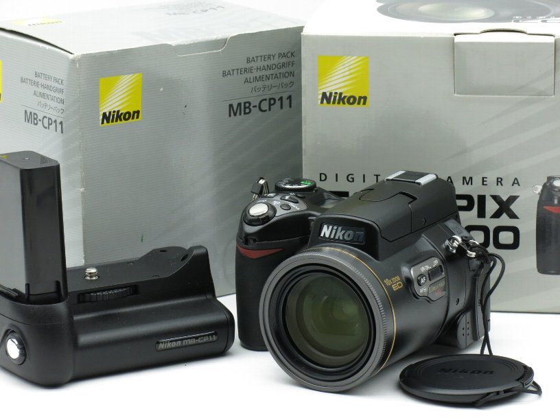 中古】ニコン COOLPIX 8800 (800万画素)+単三バッテリーパック