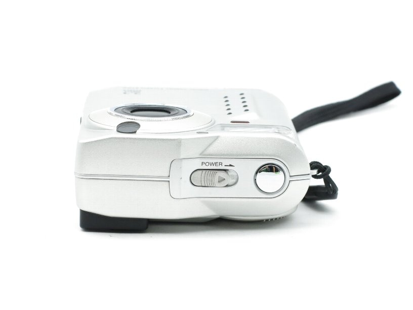 �ե� FinePix 2700 (230������)