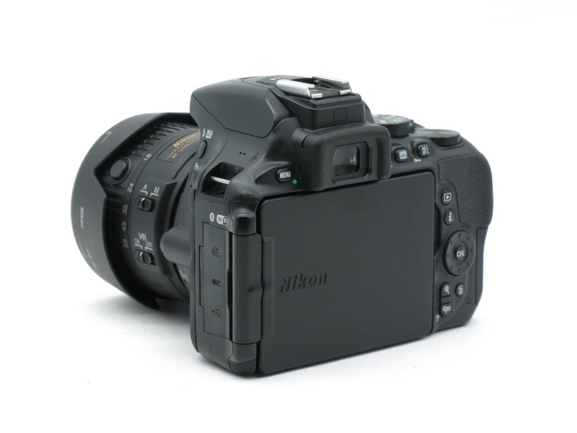 �˥��� D5600(2416������)+AF-S18-55VRII