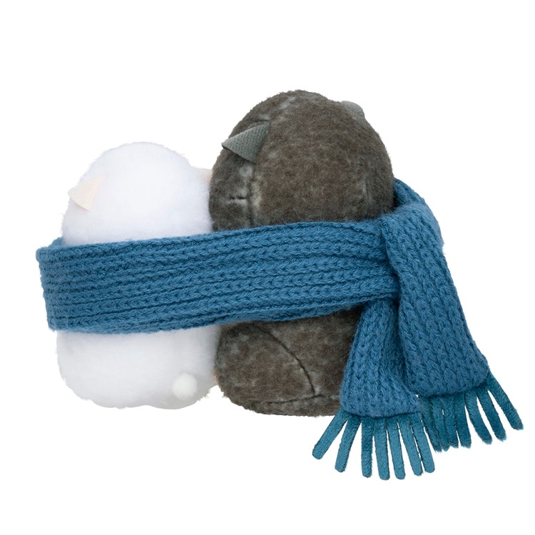 助六の日常』ほわほわぬいぐるみ マフラーでむぎゅっとしたクロガネ