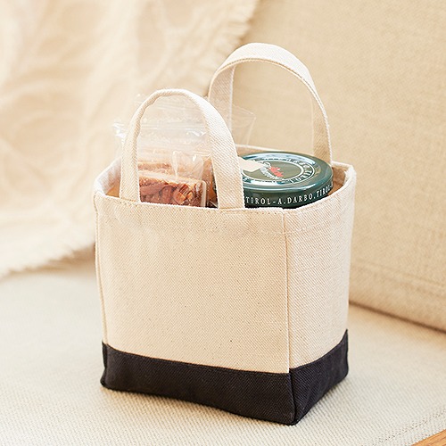 バッグ ハンドバッグ ミニトート スクエアトートバッグ カラーボトム XS [１枚写真Ver] ペット 写真 赤ちゃん 子ども プレゼント うちの子 うちのこ オリジナル オーダー オーダーメイド ペット 犬 猫 動物 子ども 赤ちゃん 家族