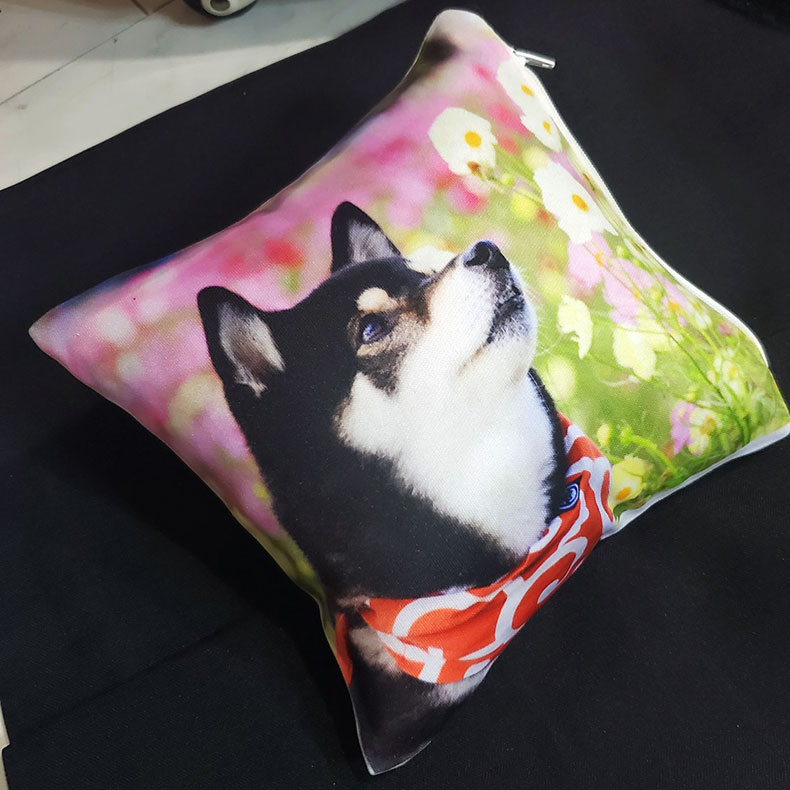 人物デザイン◇フォトプリントクッション 43×41 東レ中材 写真入り