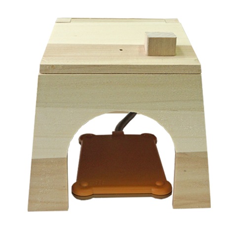 ハリネズミののぞいて安心ハウス」と「マルチヒーター」のセット