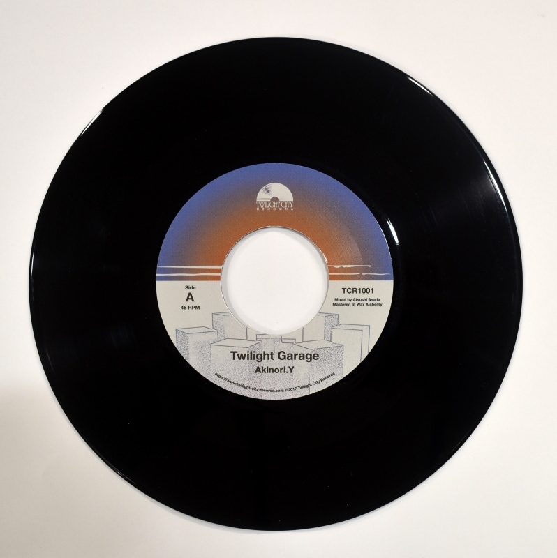 Akinori. Y - Twilight Garage / Day Dreaming [7inch]｜ELECTRONIC