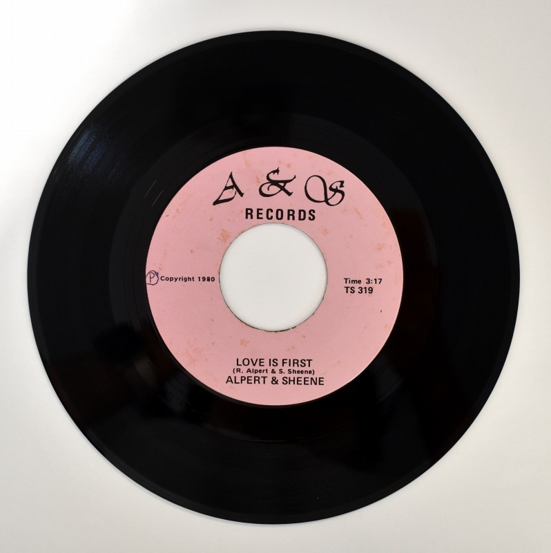 Dave Hammond & Jilly プロモレコード Alpert & Sheene - Love Is First / Barry's Song [7inch]｜全て