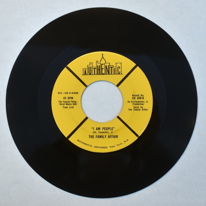 The Family Affair - I Am People / I Had A Friend         [7inch]