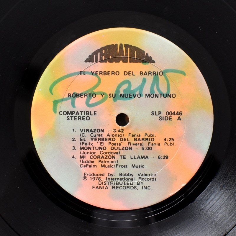 Roberto Y Su Nuevo Montuno - El Yerbero Del Barrio  [LP]