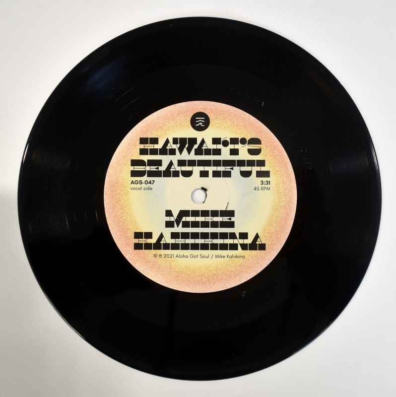 Mike Kahikina - Hawai'i's Beautiful (Vocal Side) / ST (Instrumental Side)    [7inch]