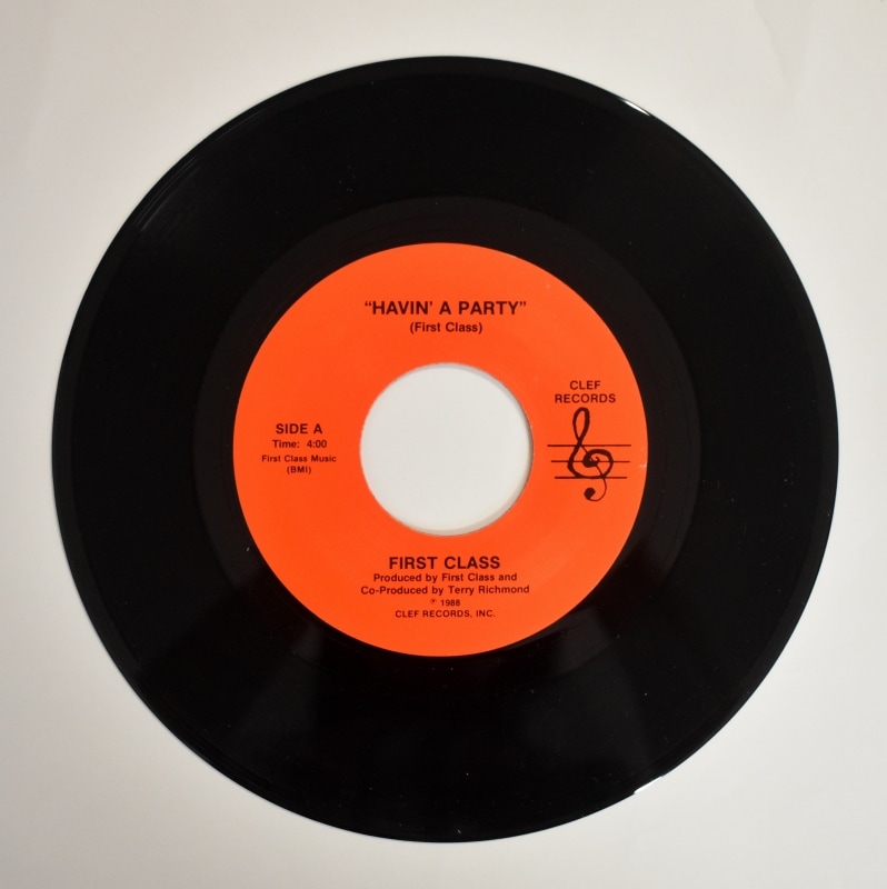 First Class - Havin' A Party / Jock The Box       [7inch]