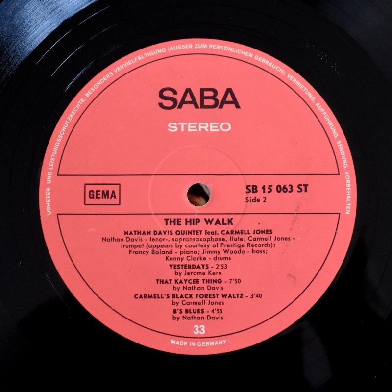 Nathan Davis Quintet Featuring Carmell Jones - The Hip Walk     [LP]