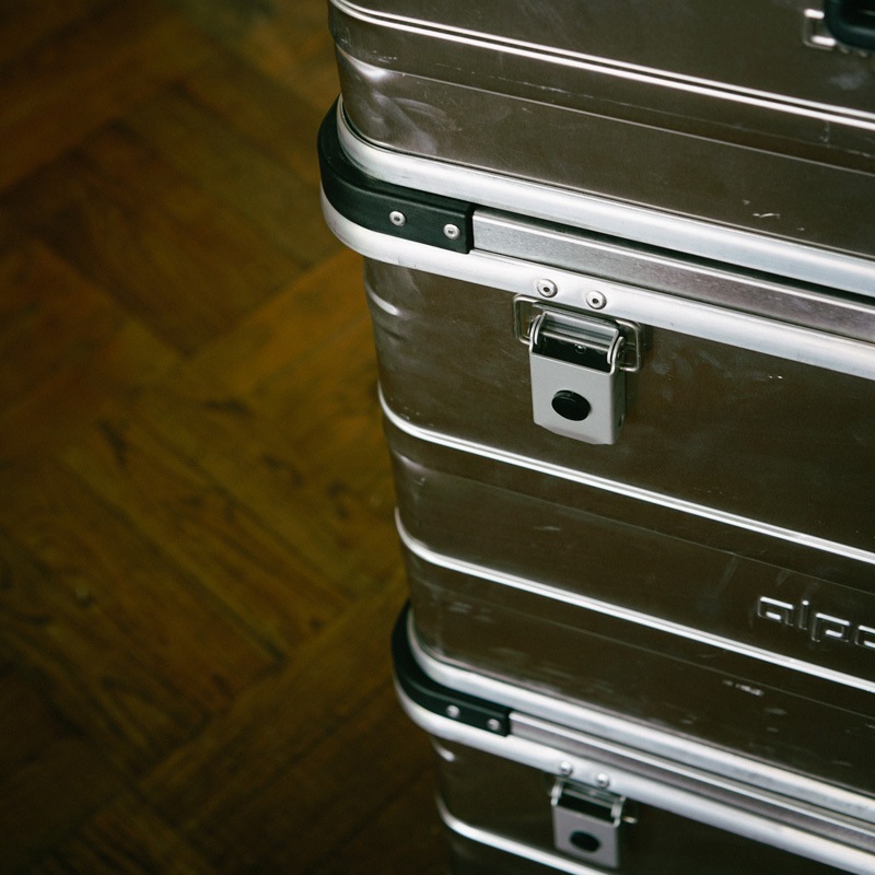 ALPOS ALUMINUM CONTAINER / with Stacking Corner - M (73L