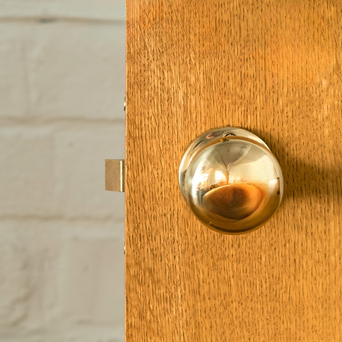MORTICE DOOR KNOB - Polished Brass