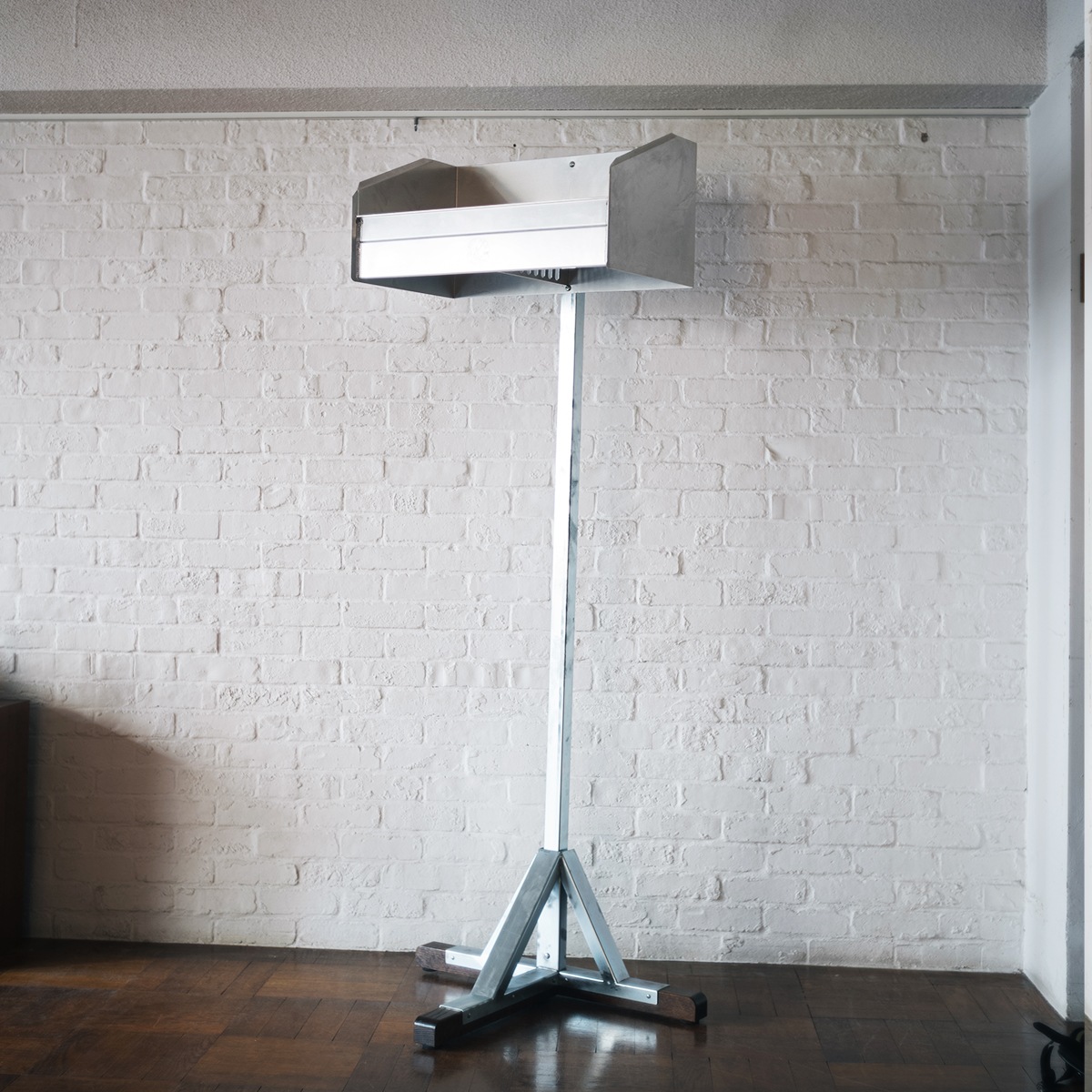 �ڥ���ץ��ʡ��������HELMET SHELF STAND