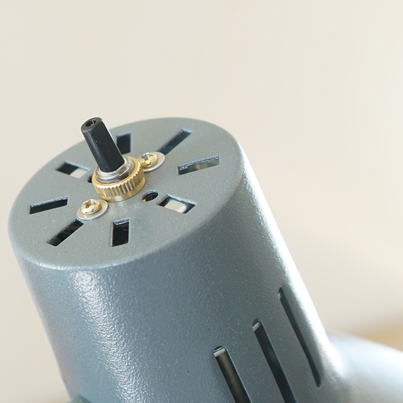 DAZOR 1101 TASK LIGHT