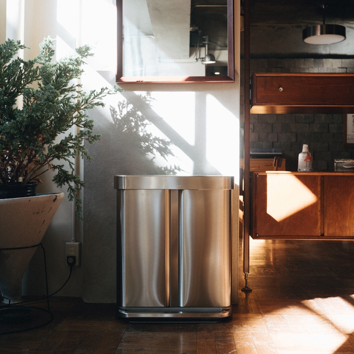 RECYCLER RECTANGULAR STEP CAN 58L