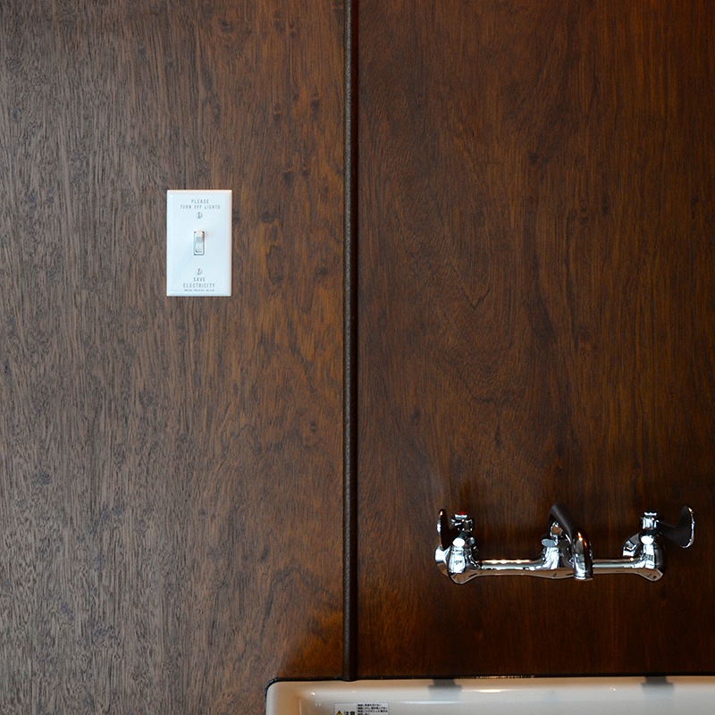 SAVE ENERGY   TOGGLE SWITCH PLATE - WHITE