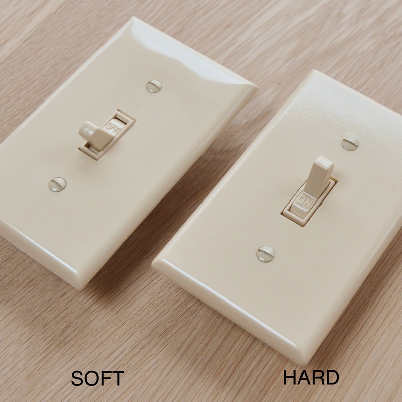 TOGGLE SWITCH PLATE-ALMOND