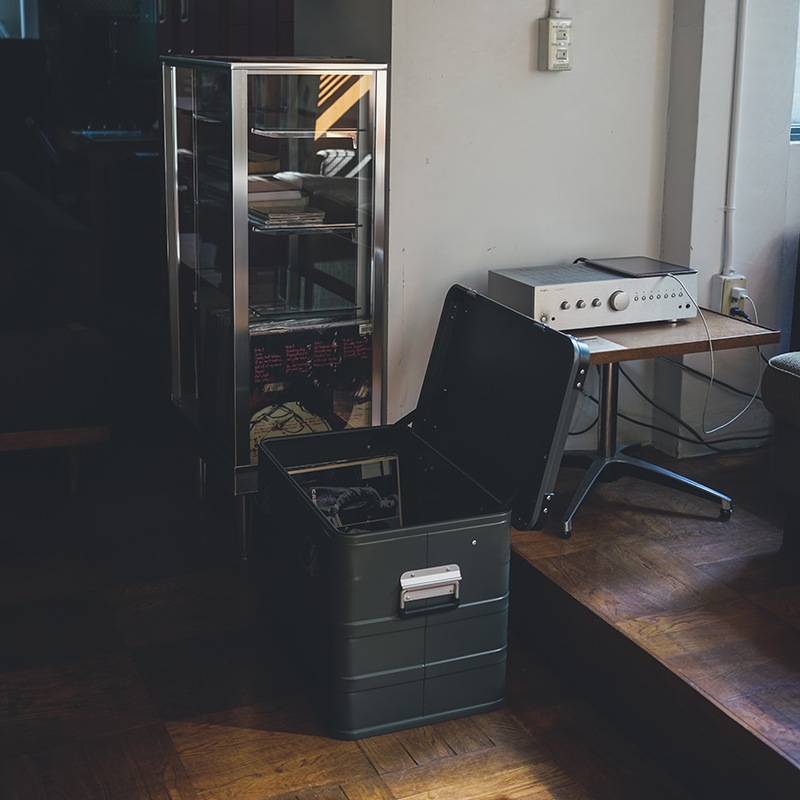 ALPOS ALUMINUM CONTAINER / with Stacking Corner - M (73L) COLORED