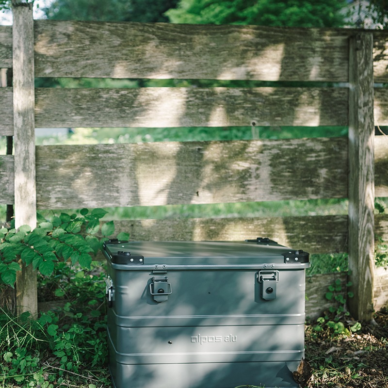 ALPOS ALUMINUM CONTAINER / with Stacking Corner - M (73L) COLORED