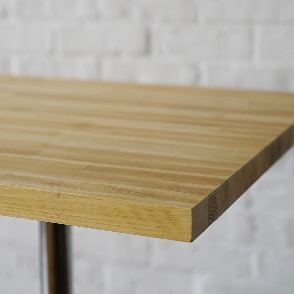 TIMBER TOP SIDE TABLE