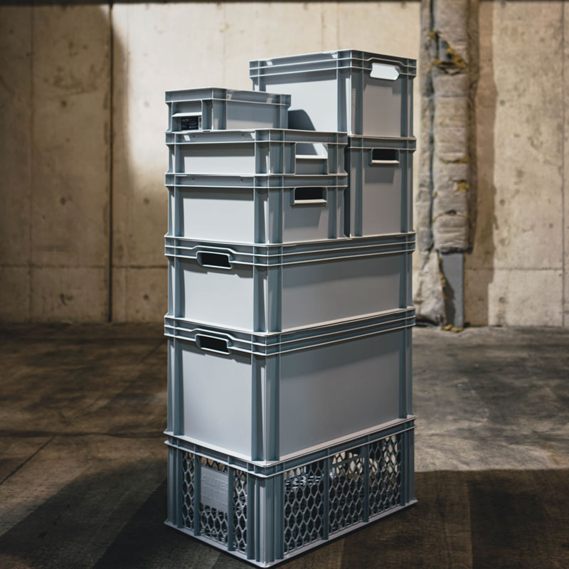 【美品】ダンヒルアルフレッド ミレニアム カフス ケース入り★限定品 ガーネット 美品】ダンヒルアルフレッド ミレニアム カフス ケース入り