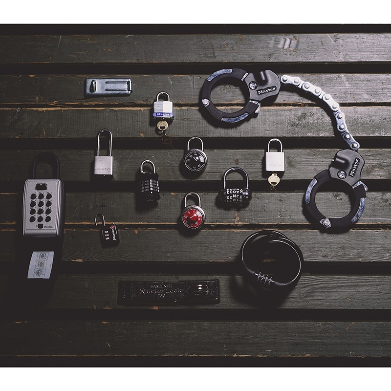 WORD COMBINATION PADLOCK