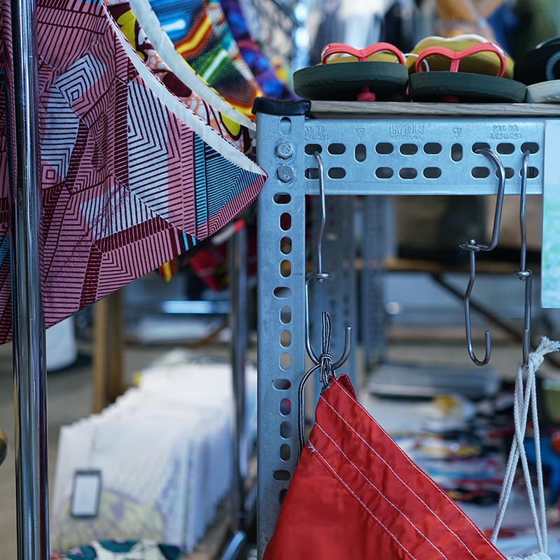 LYON SLOTTED ANGLE SHELF