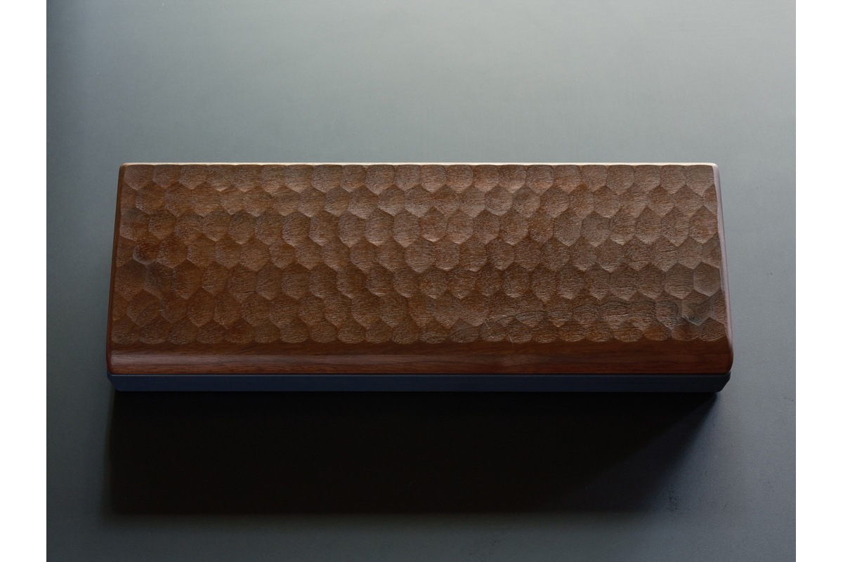 亀甲名栗木製パームレスト&キーボードルーフ （ウォールナット）｜HHKB