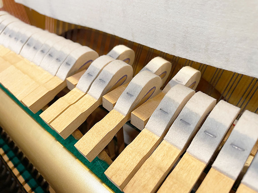 YAMAHA　U1M