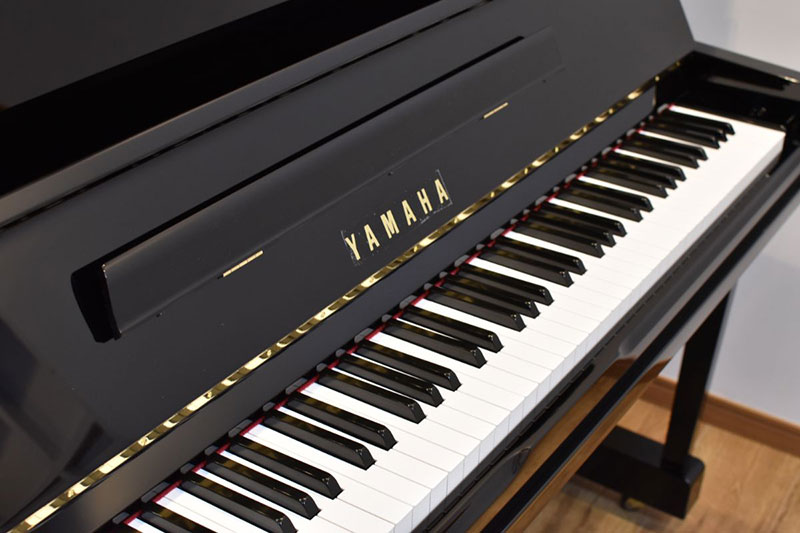 YAMAHA　U10A