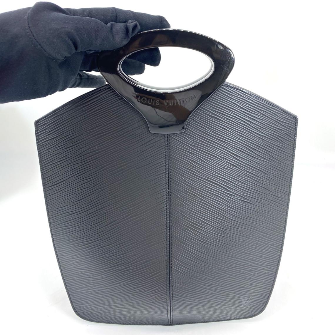 LOUIS VUITTON �륤�����ȥ� �ɥ��ߥ���� ���� �ϥ�ɥХå� �� M52682 �����ֹ桧7451��