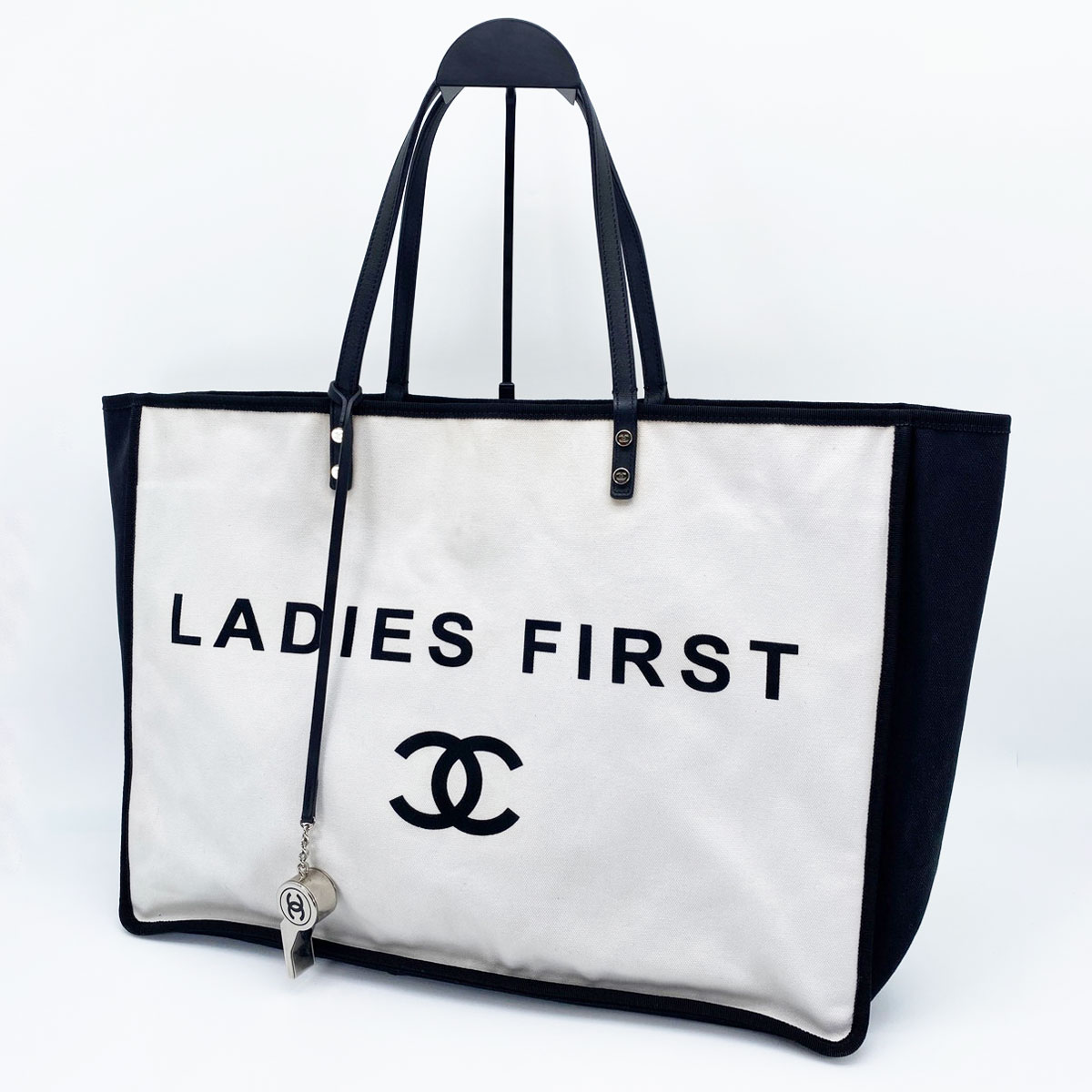 CHANEL A92885 レディファースト トートバッグ キャンバス 9395 CHANEL シャネル A92885 レディファースト トートバッグ