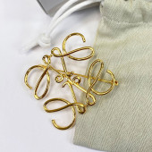 ロエベ　アナグラムブローチゴールド　LOEWE アナグラム ブローチ (メタル) ゴールド - LOEWE