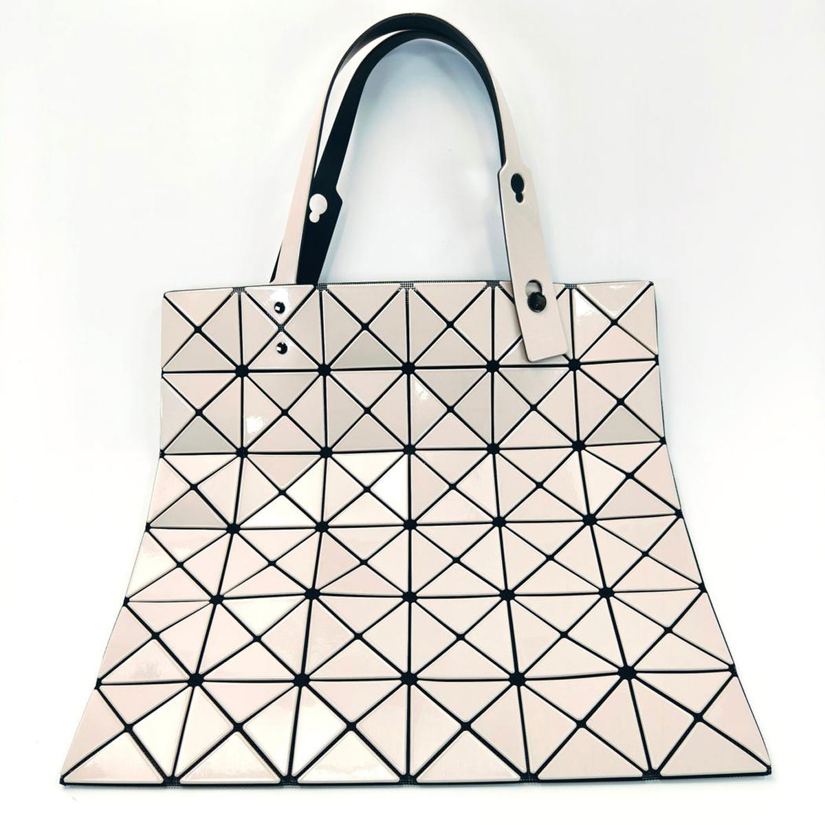 ISSEY MIYAKE BAOBAO ルーセント トートバッグ ホワイト 9778 ISSEY MIYAKE イッセイミヤケ BAOBAO ルーセント トートバッグ