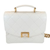 CHANEL ����ͥ� �ޥȥ�å� �ȥåץϥ�ɥ� �������󥷥������Хå� �ۥ磻�� �����ֹ桧10764