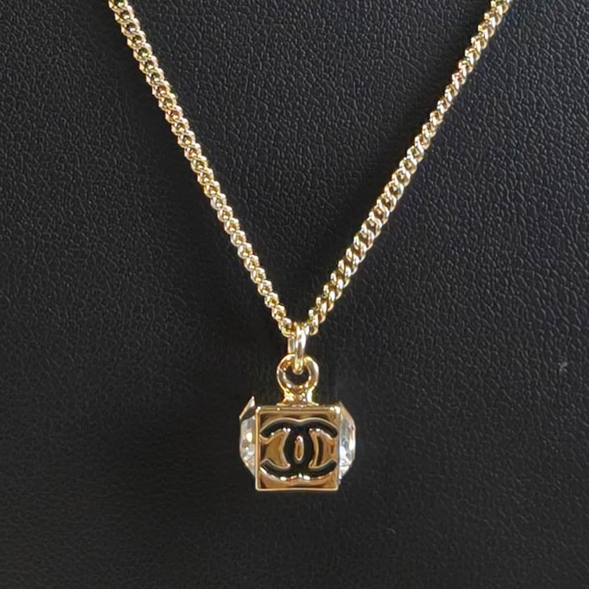 CHANEL シャネル ココマーク ラインストーン ネックレス ゴールド 管理