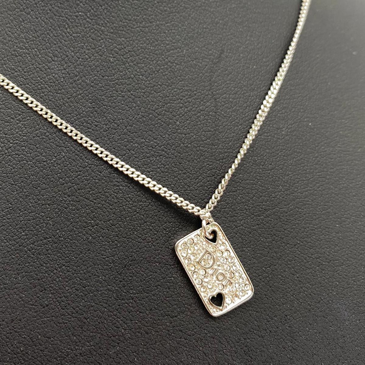 Dior �ǥ������� �ץ졼�� �ϡ��� �ͥå��쥹 ����С� �����ֹ桧8948