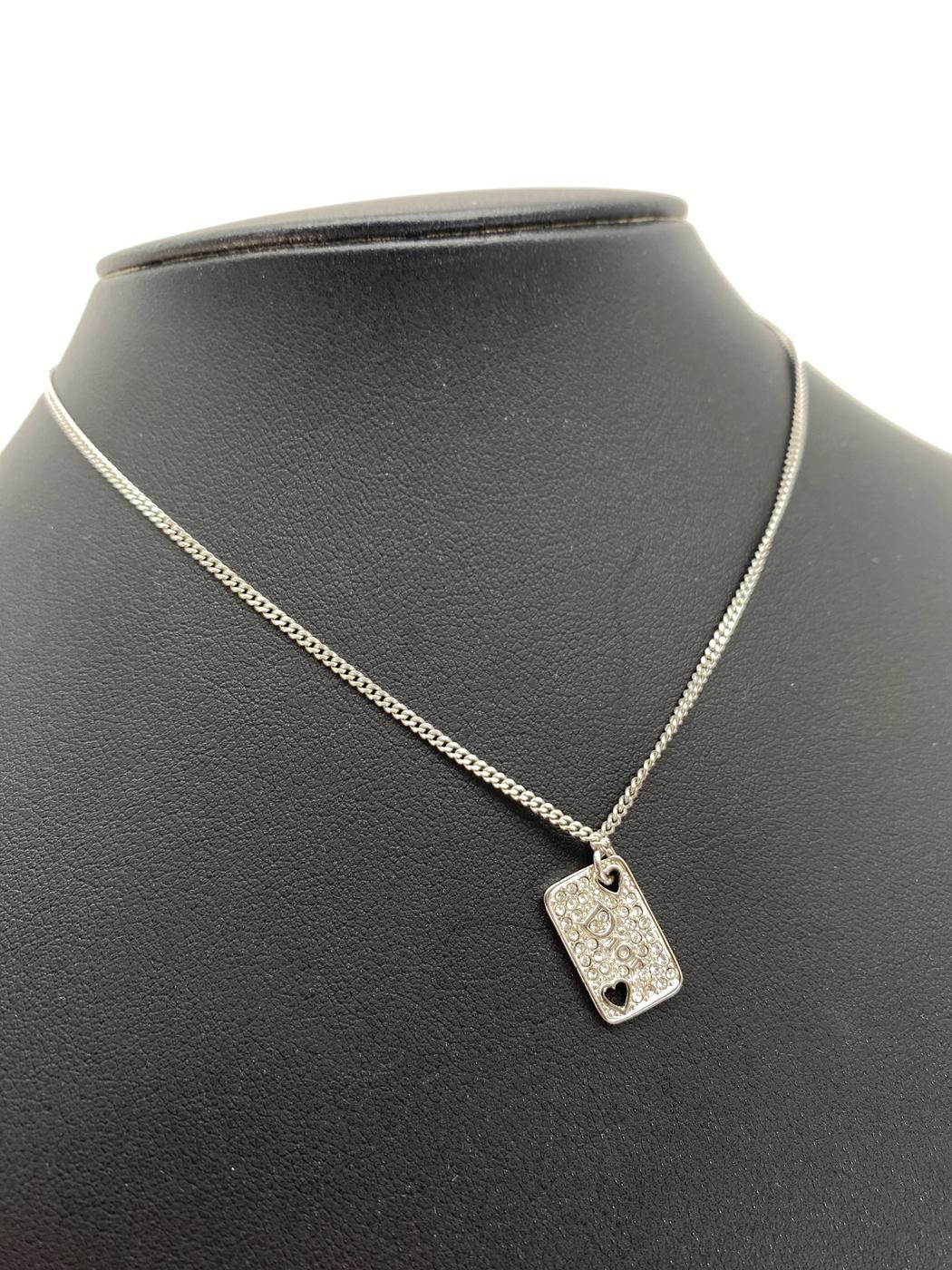 Dior �ǥ������� �ץ졼�� �ϡ��� �ͥå��쥹 ����С� �����ֹ桧8948