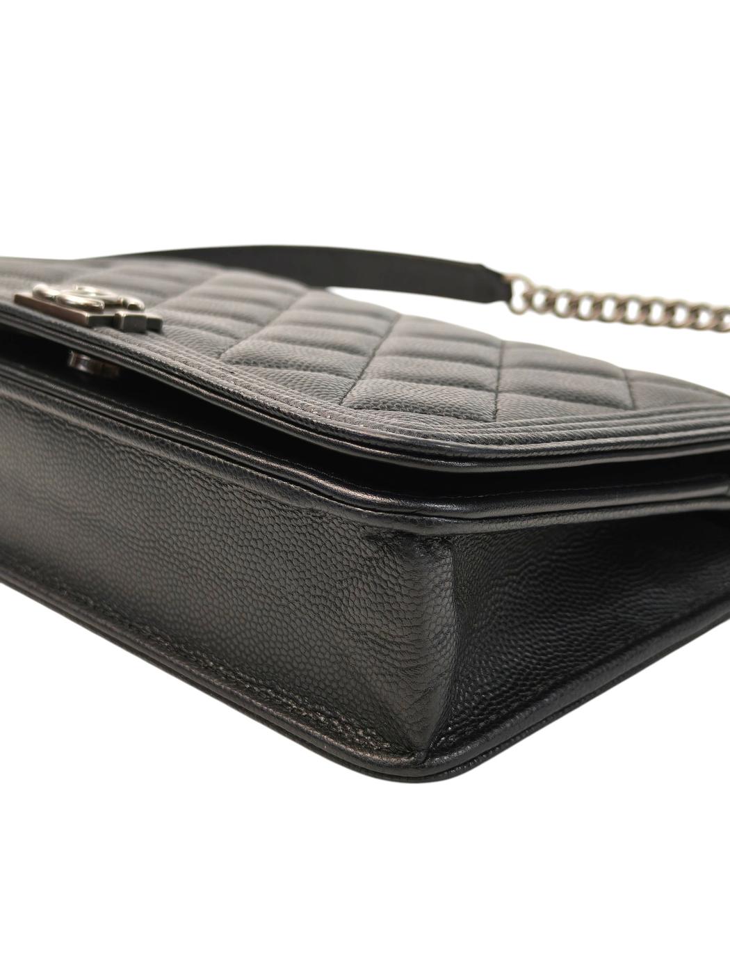 CHANEL ����ͥ� �ܡ�������ͥ� �������󥦥���å� �������󥷥������Хå� �֥�å������ֹ桧11714