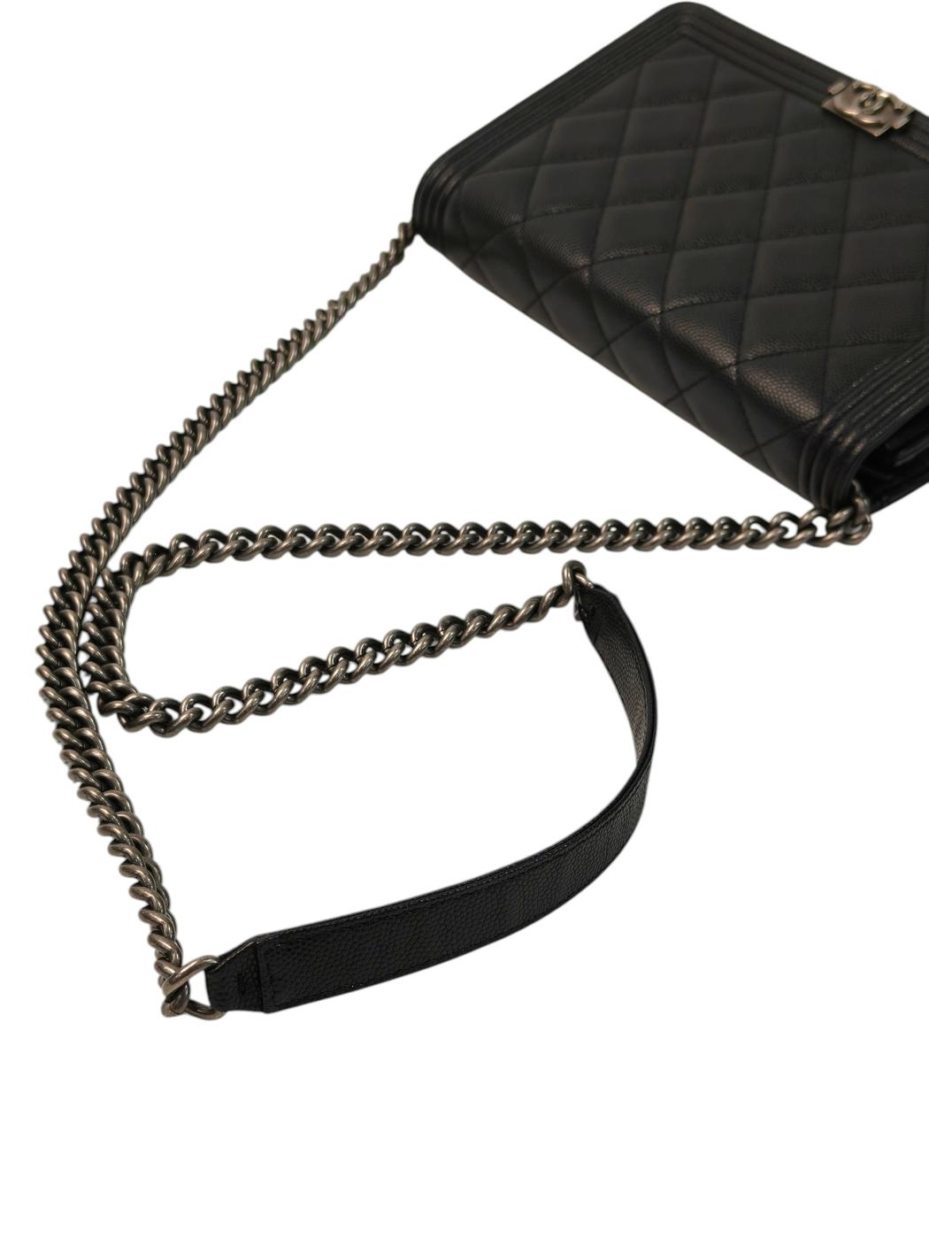 CHANEL ����ͥ� �ܡ�������ͥ� �������󥦥���å� �������󥷥������Хå� �֥�å������ֹ桧11714