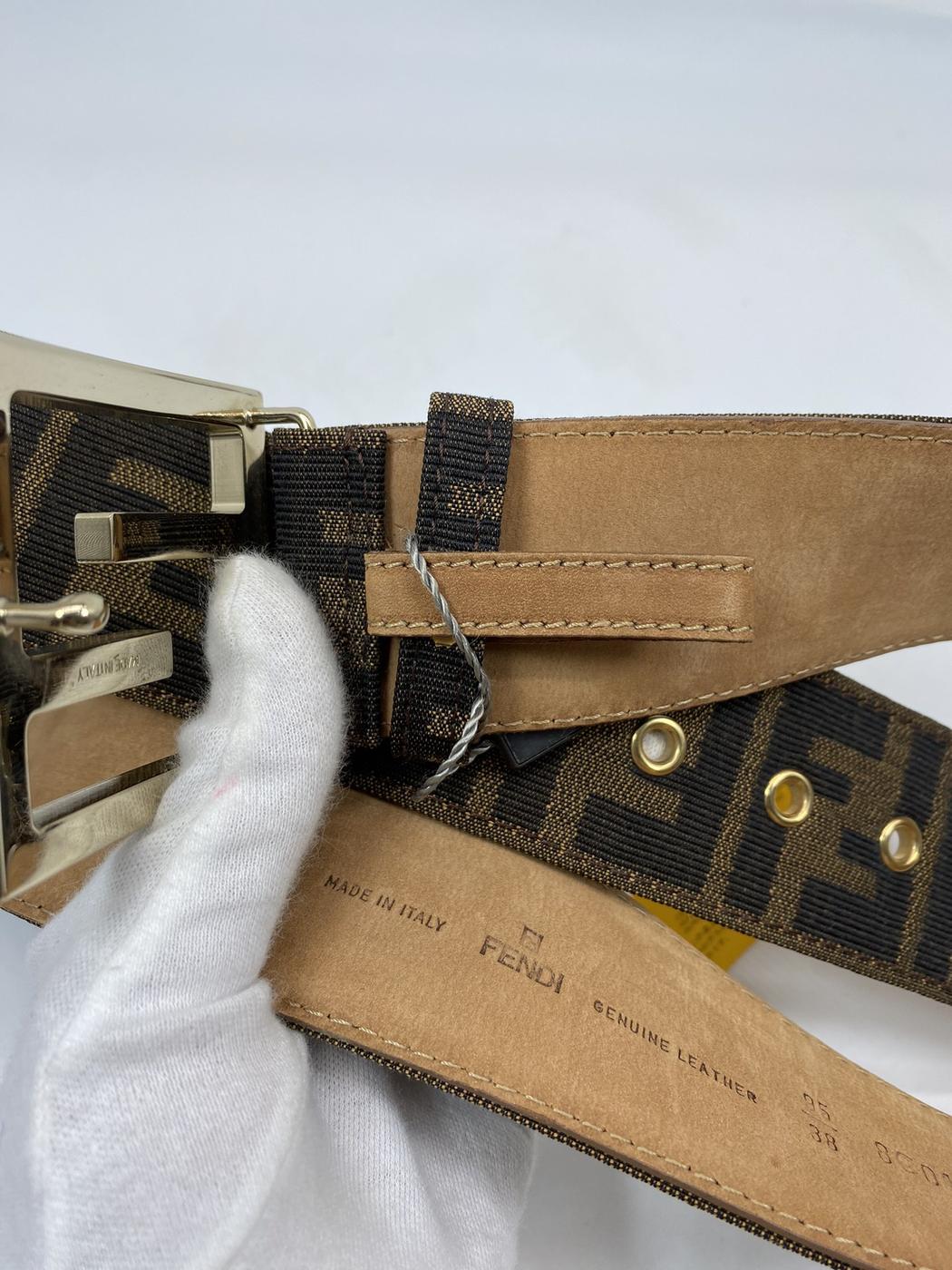 FENDI �ե���ǥ� �٥�� FF���� ������ơ��� ���å��� �����ֹ桧6557