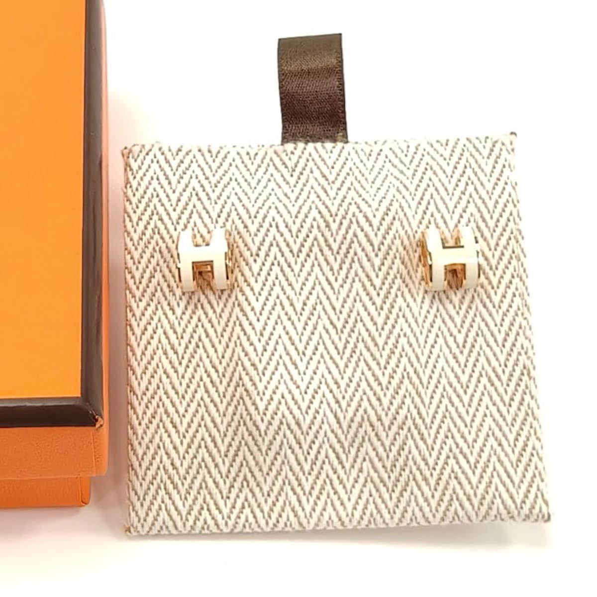 【正規品】エルメスHERMES ゴールド H字型 ピアス ポーチ付き ☆定番大人気♪【HERMES】ミニポップ H ピアス☆ (HERMES/ピアス