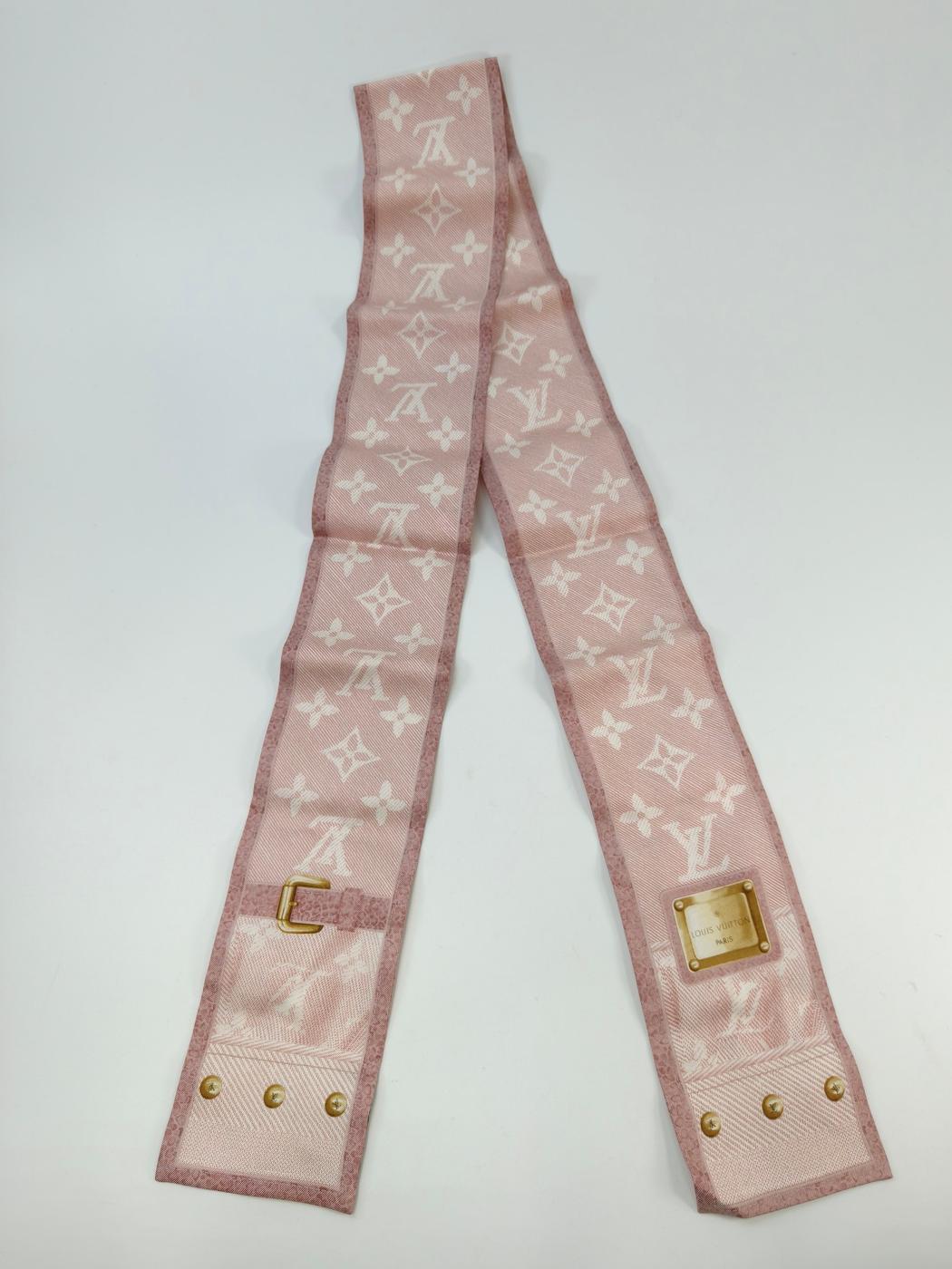 LOUIS VUITTON �륤�����ȥ� �Х�ɡ����˥塼�ǥ˥� ���륯 �������� �ԥ� �����ֹ桧10940