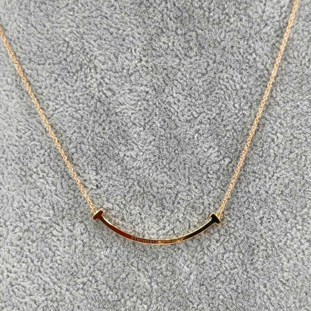 ティファニー　Tスマイルミニネックレス　ピンクゴールド　美品 ティファニー Tスマイル ネックレス ミニ ゴールド K18ピンクゴールド